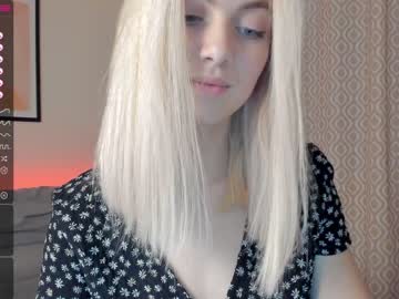 girl
        brilliantvictoria cam image #412172