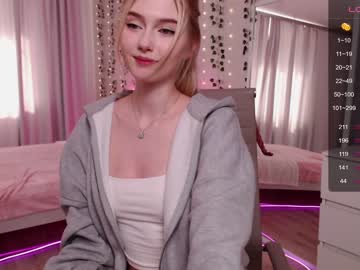 girl
        vonnalein cam image #2276673
