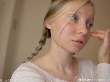 girl
        pureangeldolores cam image #2617506