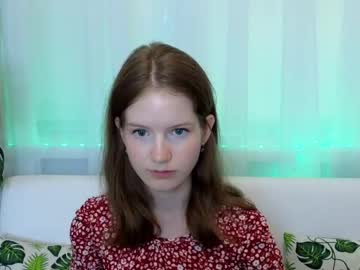 girl
        vikkroriaa cam image #4526789
