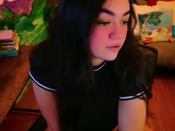 girl
        annatigarr cam image #5411182