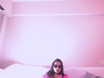 girl
        mystikei cam image #3502895