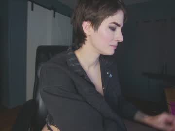 girl
        aynmarie cam image #3173642