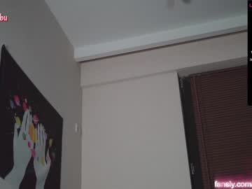 girl
        hoolybunny cam image #1670630