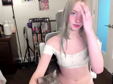 girl
        eve003300 cam image #4960203