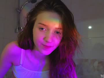 girl
        tadammary cam image #4125619