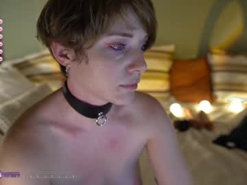 girl
        _the_sun_ cam image #4746004
