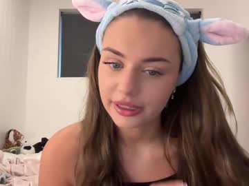 girl
        cassies1 cam image #5124727