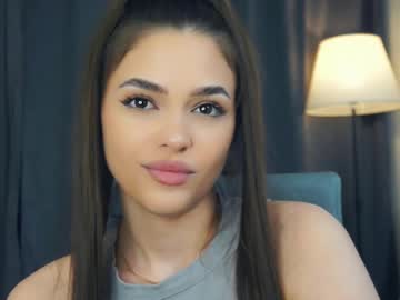 girl
        zarabeamer cam image #6783840