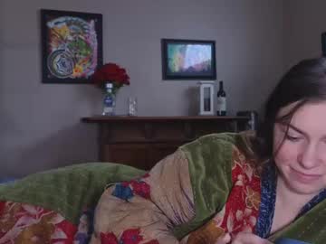 girl
        chroniclove cam image #6117374