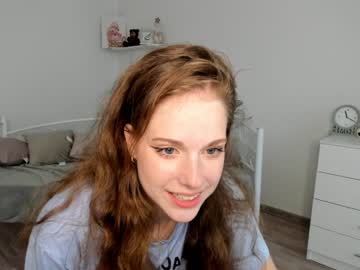 girl
        jul_jul_jul cam image #2020542