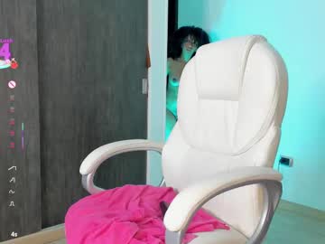 girl
        naomigarcia cam image #6792794