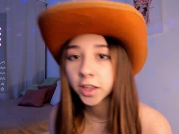 girl
        stephaniesally cam image #2540151