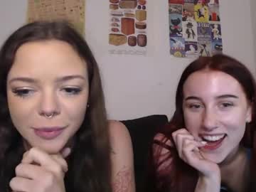 couple
        maddieandcarlie cam image #5013849