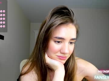 girl
        im_jasmine cam image #4007656