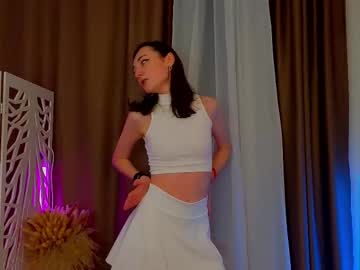 girl
        nikol0ll cam image #6275955