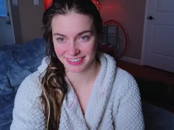 girl
        chroniclove cam image #6290515