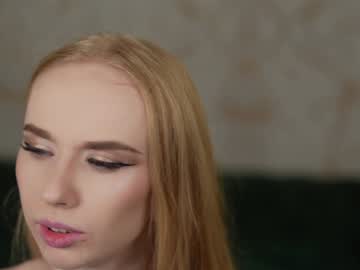 girl
        lovelykiss054 cam image #5015806