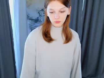 girl
        julianacreason cam image #4554728