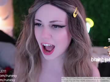 girl
        runesy cam image #200337