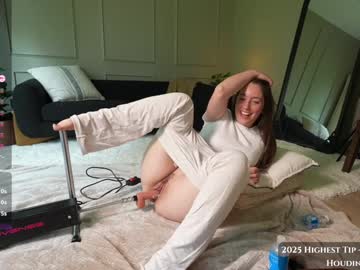 girl
        sophie_fennec cam image #6832566