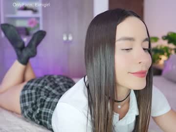 girl
        emyii cam image #1908113