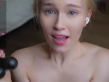 girl
        sonyaericsson cam image #4765796