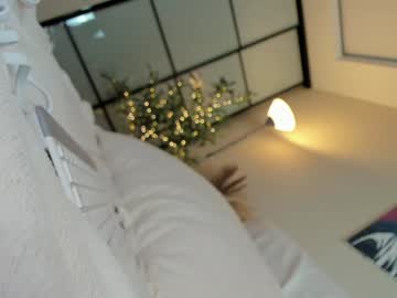 girl
        roxxana227 cam image #6902997