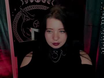 girl
        black_kittie_01 cam image #5230350