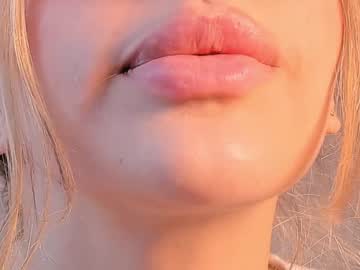 girl
        lesi_moonie cam image #4258729