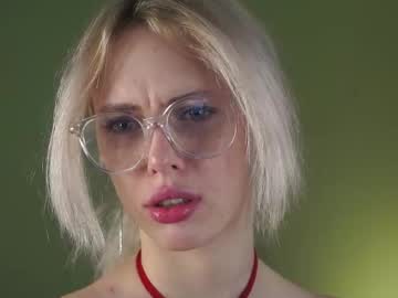 girl
        audreycarvin cam image #6713196