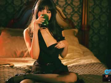 girl
        ingennui cam image #3531850