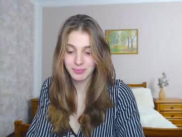 girl
        little_kitt1y_ cam image #2756161