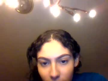 girl
        lexysexy_ cam image #1603086