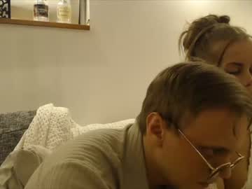 couple
        dicouple cam image #1117067