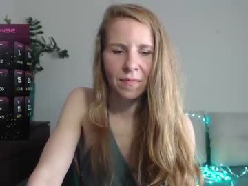 girl
        violetplath cam image #4192304