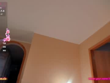 girl
        charming_angel_ cam image #5956027