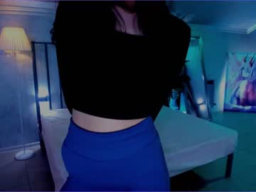 girl
        juliabeng1 cam image #1239061
