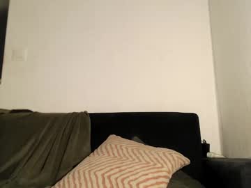 girl
        lina_67 cam image #6963469