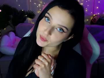girl
        agara_romen cam image #4520482