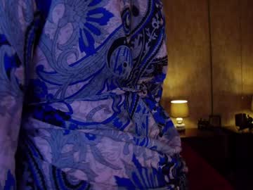 girl
        karrin cam image #6705139