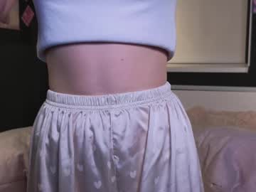 girl
        shelleydeeks cam image #6569306