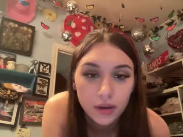 girl
        fairygirlcait cam image #3970557