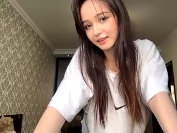 girl
        edinaeastes cam image #6932248