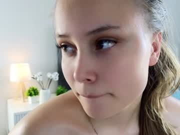 girl
        tatecraley cam image #4919591