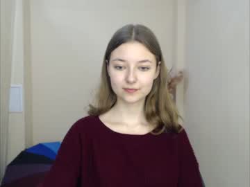 girl
        vivien_leight cam image #1029212