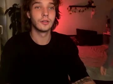 couple
        juiceboyyy cam image #4943951