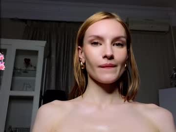 girl
        gooody_girl cam image #6899280