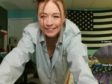 girl
        anabelleleigh cam image #6209719