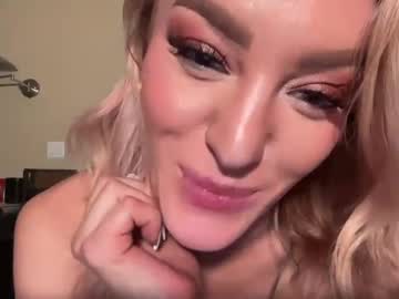 girl
        rosykat cam image #5569467